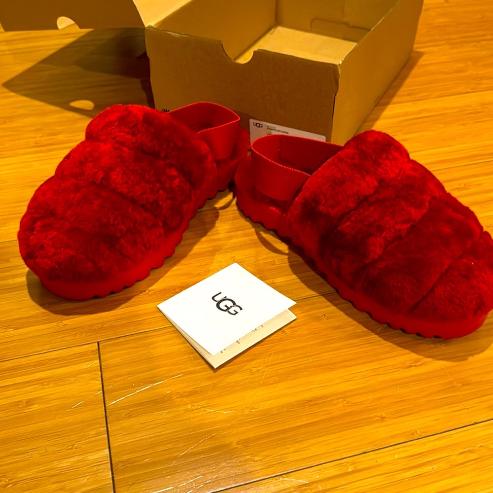 NWT UGG Slippers